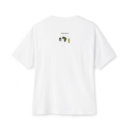 Fluency Atarrodo Tee | Abstract face art, green moon accents